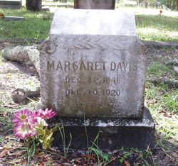 Margaret “Maggie” <I>Bradford</I> Davis 