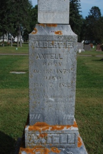 Albert Axtell 