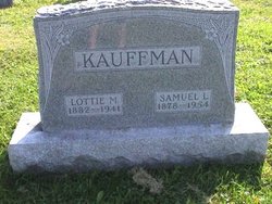 Lottie M <I>Daniels</I> Kauffman 