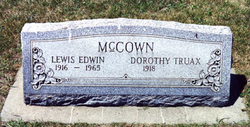 Lieut Lewis Edwin McCown 