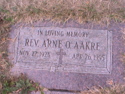 Rev Arne O. Aakre 