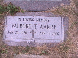 Valborg T. <I>Towe</I> Aakre 