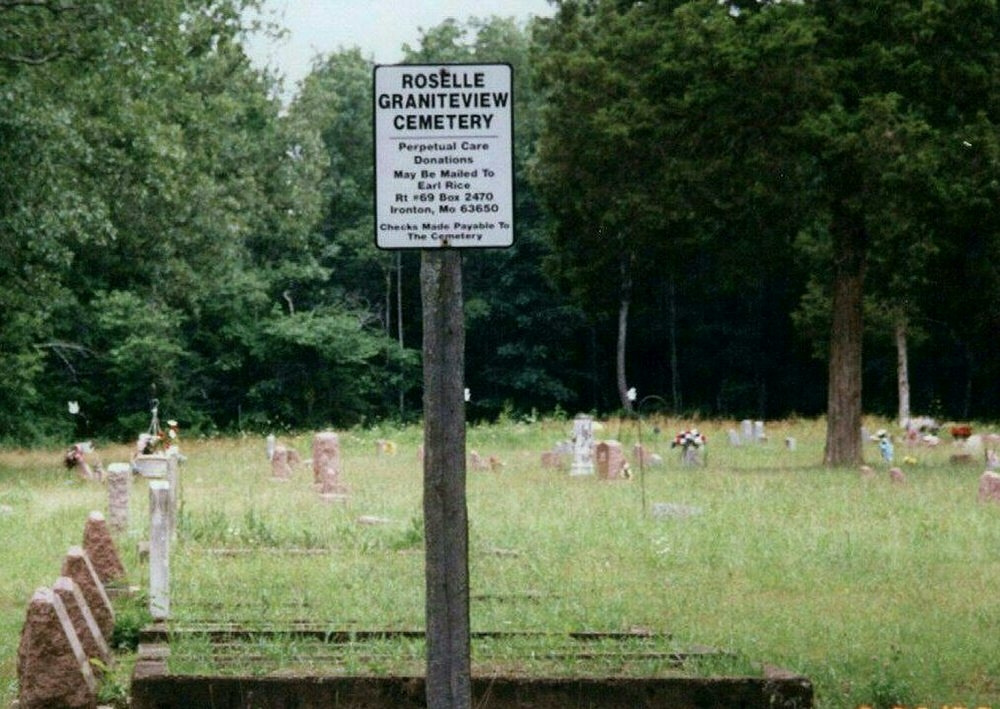 Roselle Graniteview Cemetery