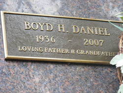 Boyd H Daniel 