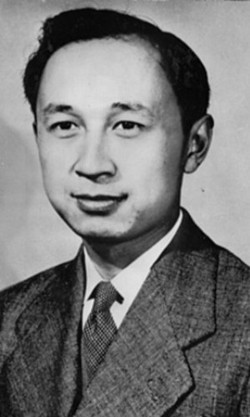 Qian Xuesen 
