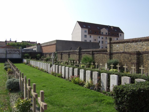 Malo-les-Bains Communal Cemetery