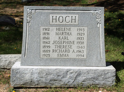Josephine Hoch 