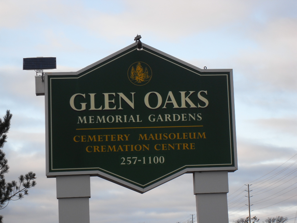 Glen Oaks Memorial Gardens