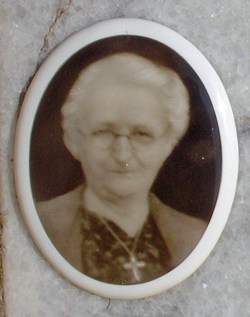 Katharina B. Brungardt 