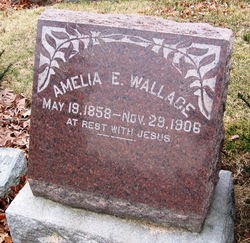 Amelia Wallace 