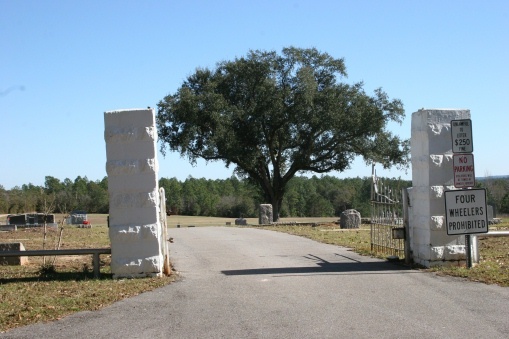 Pine Crest Cemetery