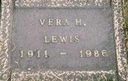 Vera Harriett Lewis 