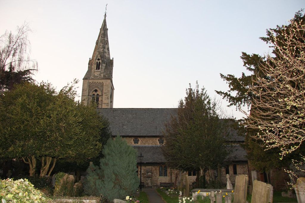 St Dunstan Churchyard