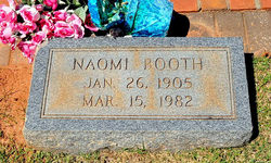Naomi Booth 