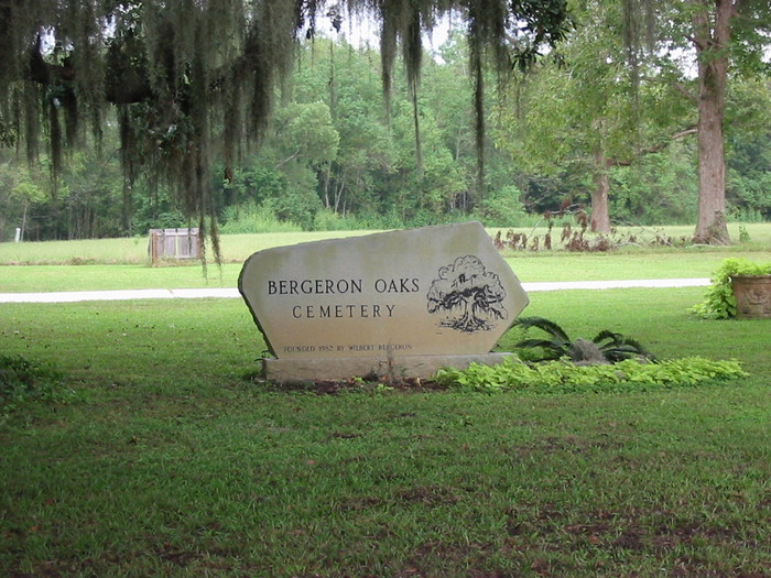 Bergeron Oaks Cemetery