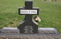 Marsha D <I>Lang</I> Hoelting 