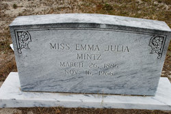 Emma Julia Mintz 