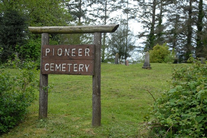 Bay Center Pioneer Cemetery