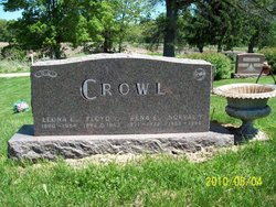 Norval Y Crowl 