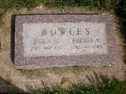 Archie W Bowles 
