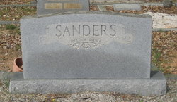 Hoyt E. Sanders 