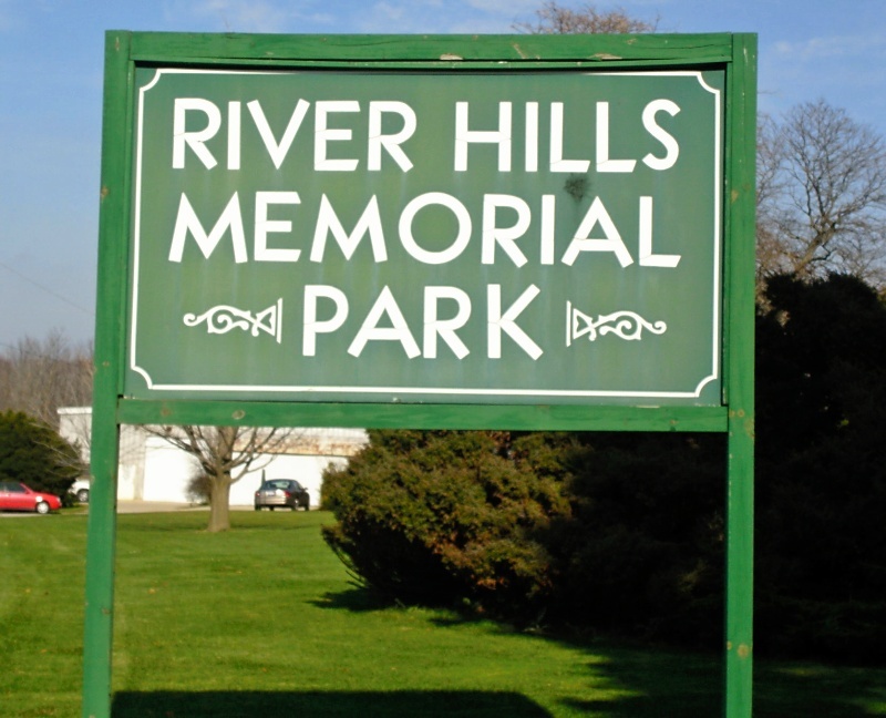 River Hills Memorial Park