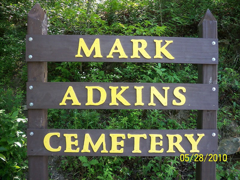 Mark Adkins Cemetery