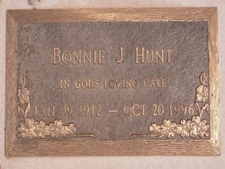 Bonnie J <I>Thomas</I> Hunt 