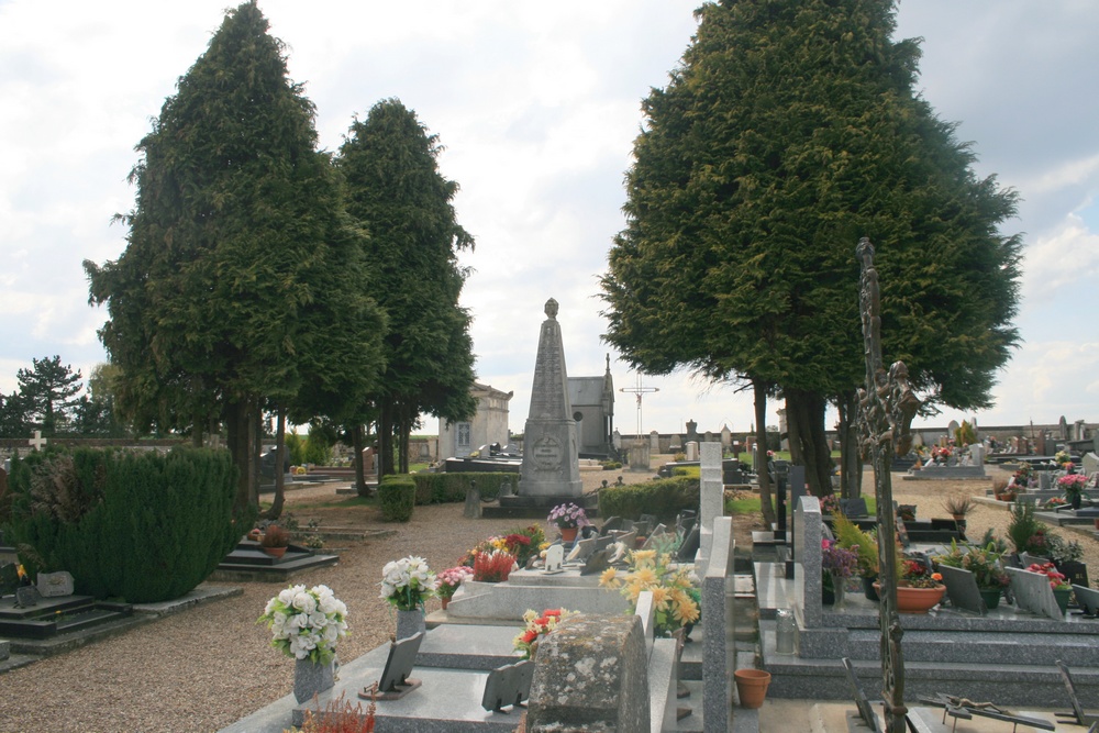 Nery Communal Cemetery