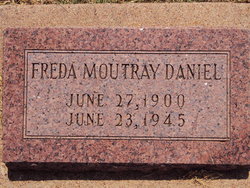 Freda Mae <I>Moutray</I> Daniel 