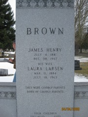 Laura Andersen <I>Larsen</I> Brown 