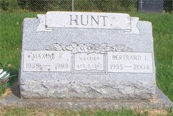 Maxine <I>Schmidt</I> Hunt 