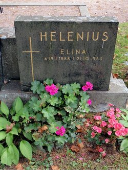 Elina Helenius 