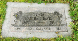 Martha Elizabeth <I>Shumate</I> Davis 