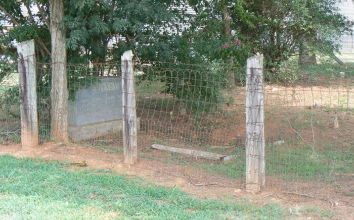 Thomas Maxey Family Cemetery