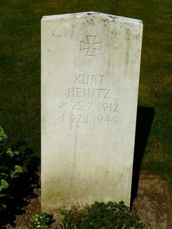 Major Kurt Heintz 