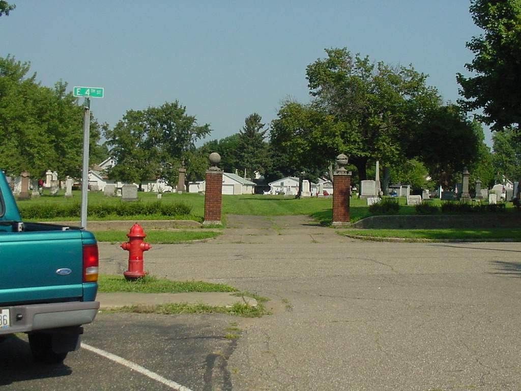 Fourth Street Cemetery