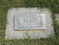 Lila Davis 