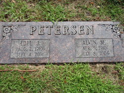 Edel J. Petersen 