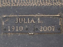 Julia Lucille <I>Lucas</I> Dewar 