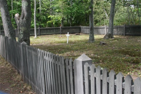 Fort Wilkins Cemetery
