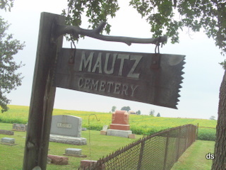 Mautz Cemetery
