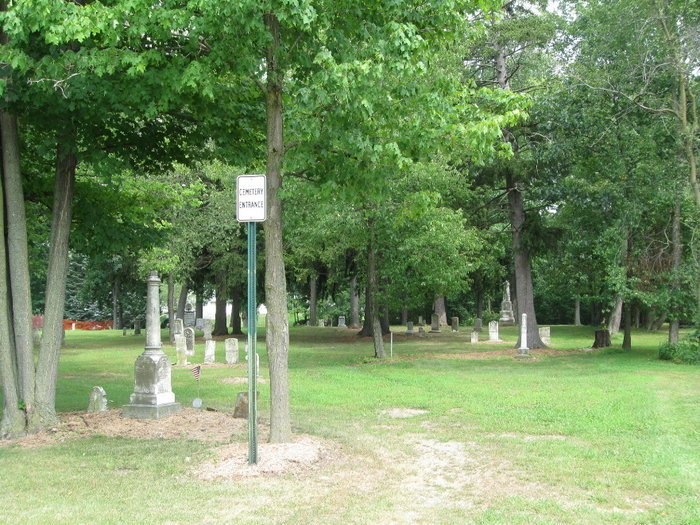 Maple Rapids Village Cemetery