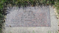 Josephine “Josie” <I>Wateland</I> Quamme 