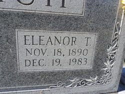 Eleanor Elizabeth <I>Thomas</I> Roach 