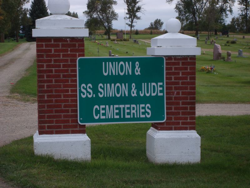 Saint Simon and Jude Catholic Cemetery