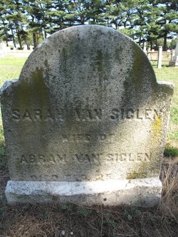 Sarah Van Siclen 