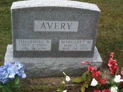 Margaret Marie <I>Nicklow</I> Avery 