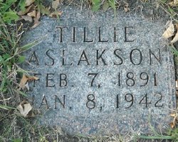 Tillie Aslakson 