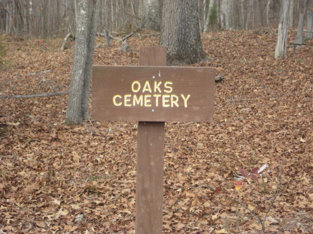 Oaks Cemetery